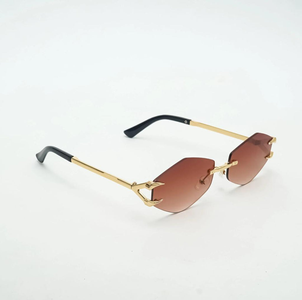 Diamonds cut glasses