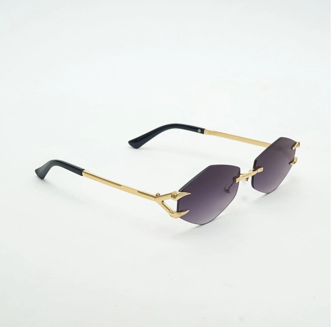 Diamonds cut glasses